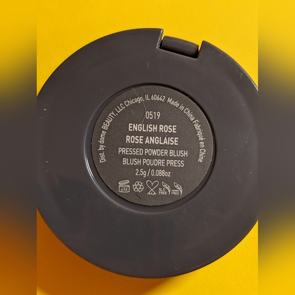 10 Piece Makeup Bundle - Picture 12 of 16